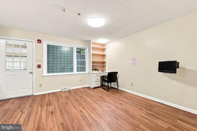 2745 EDGE HILL RD, Huntingdon Valley, PA 19006