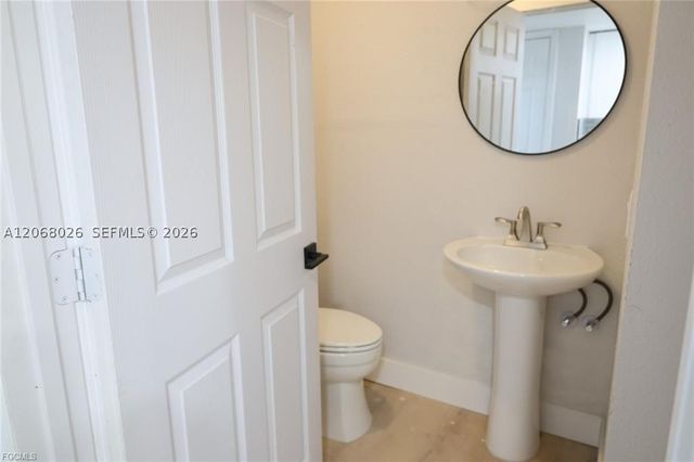 3906 28TH ST SW, Lehigh Acres, FL 33976