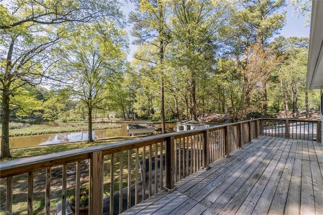 112 Earl ST, Seaford, VA 23696