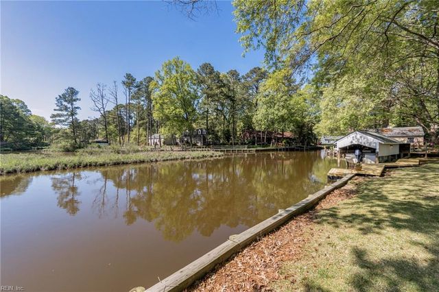 112 Earl ST, Seaford, VA 23696