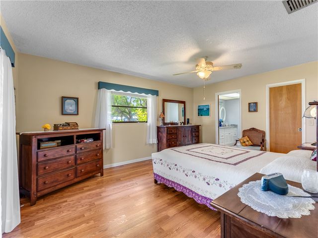 936 25th Avenue, Vero Beach, FL 32960