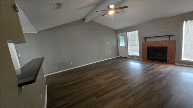 6125 Brookdale Drive, League City, TX 77573