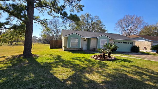 6125 Brookdale Drive, League City, TX 77573