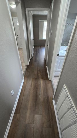 6125 Brookdale Drive, League City, TX 77573