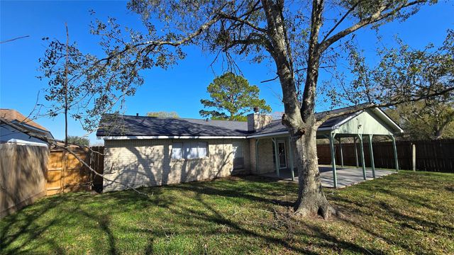 6125 Brookdale Drive, League City, TX 77573
