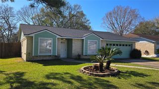 6125 Brookdale Drive, League City, TX 77573