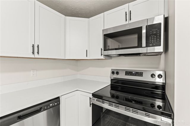 1015 Van Arden Drive, Vandalia, OH 45377