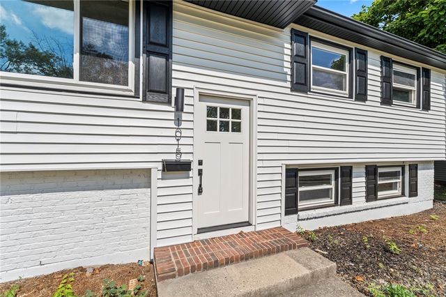 1015 Van Arden Drive, Vandalia, OH 45377