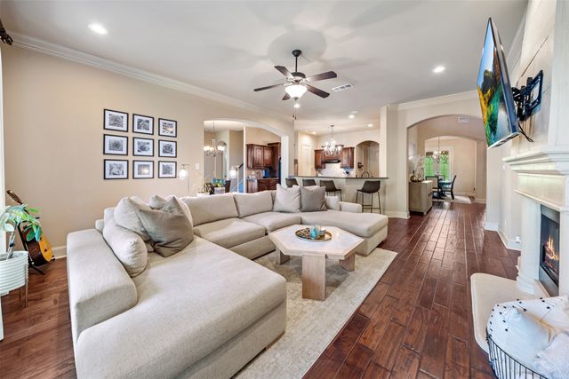 5048 Exposition Way, Fort Worth, TX 76244