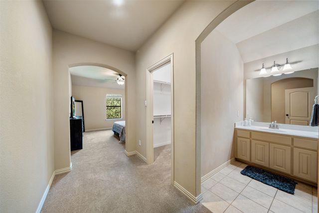 5048 Exposition Way, Fort Worth, TX 76244