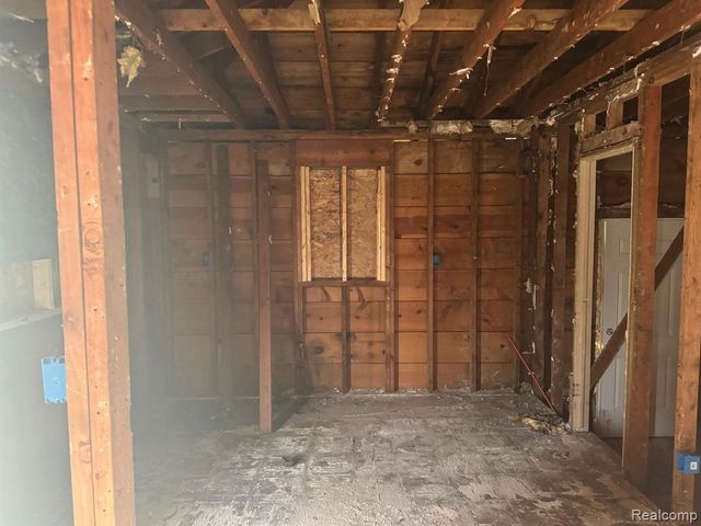 2825 Reynolds Street, Flint, MI 48503