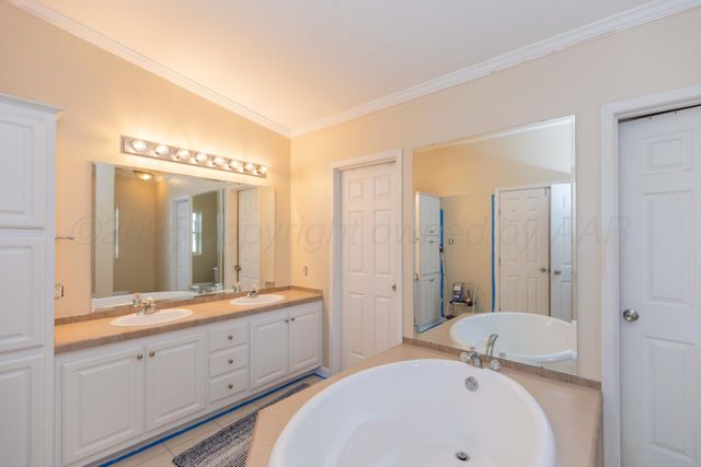 22701 S Blessen Road, Canyon, TX 79015