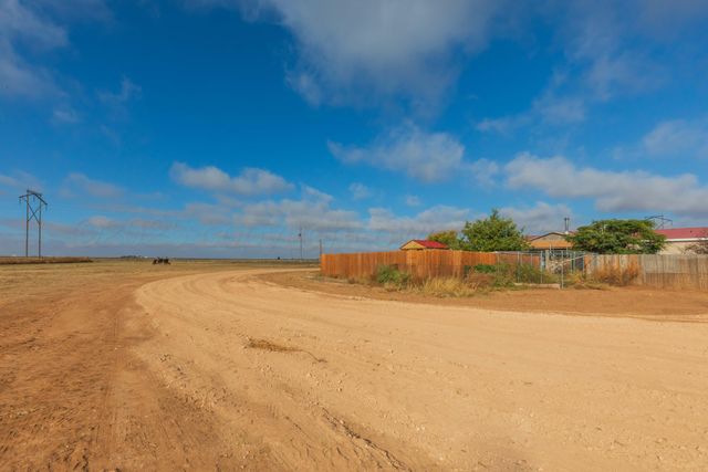 22701 S Blessen Road, Canyon, TX 79015