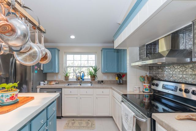 22701 S Blessen Road, Canyon, TX 79015