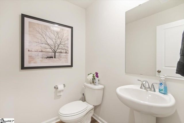 110 Wyndham Way, Laurens, SC 29360