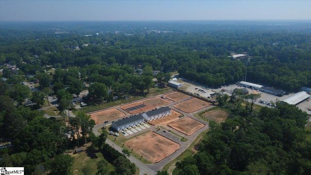 110 Wyndham Way, Laurens, SC 29360