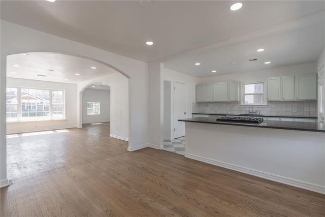 1117 W Symmes Street, Norman, OK 73069