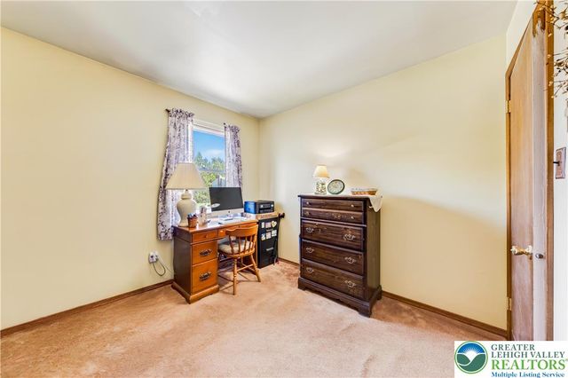 5505 Monocacy Drive, East Allen Twp, PA 18017