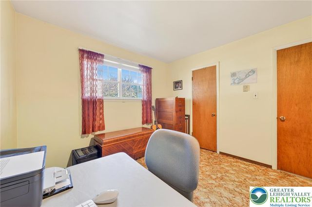5505 Monocacy Drive, East Allen Twp, PA 18017