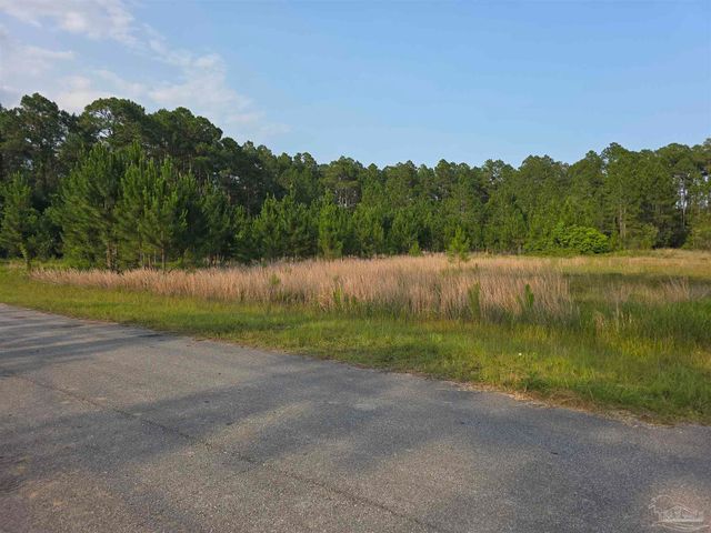 980 Rustic Ln, Pensacola, FL 32506