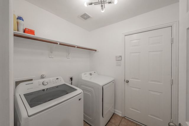1011 Fleetwood Cove Drive, Grand Prairie, TX 75052