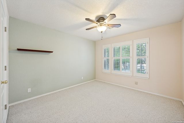 4501 RIDGE PEAK DR, Schertz, TX 78154