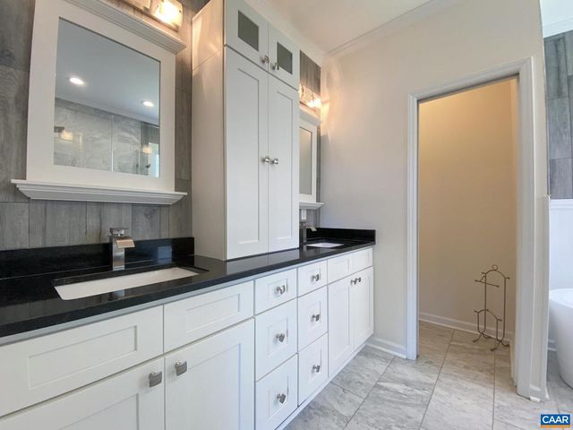 232 CHAMPIONS POINTE TER, Zion Crossroads, VA 22942