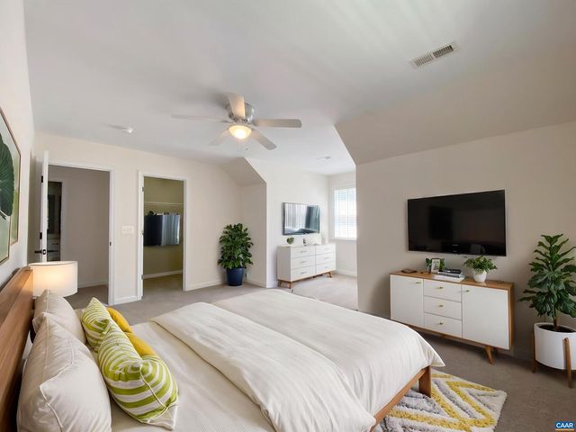 232 CHAMPIONS POINTE TER, Zion Crossroads, VA 22942