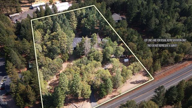 495 Sugar Pine Drive, Merlin, OR 97532