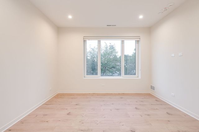 8003 W Belmont Avenue 303, River Grove, IL 60171