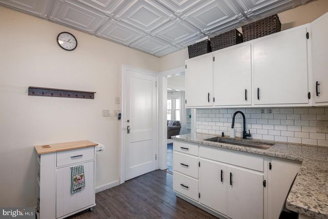 15 TREBOR PL, Reading, PA 19610