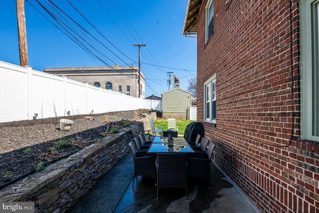 15 TREBOR PL, Reading, PA 19610