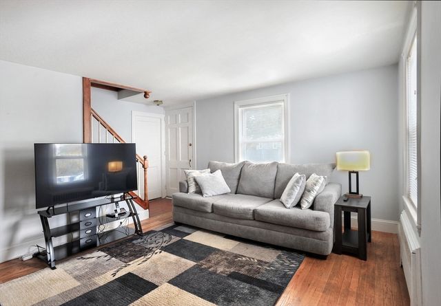 376 Pleasant Street, Weymouth, MA 02190