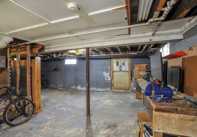 376 Pleasant Street, Weymouth, MA 02190