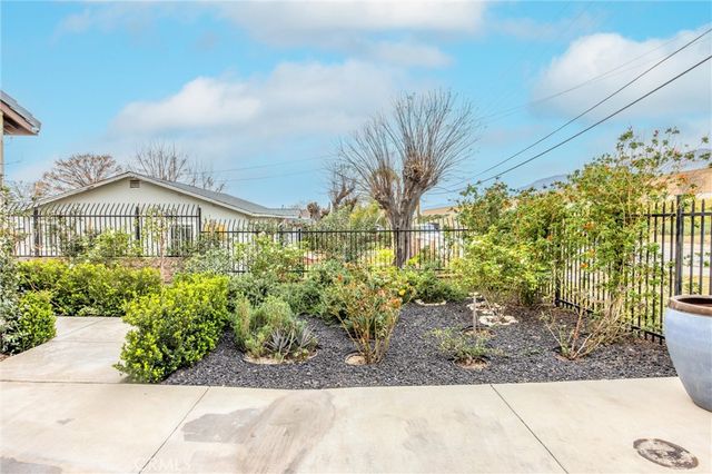 15879 Highland, Fontana, CA 92336