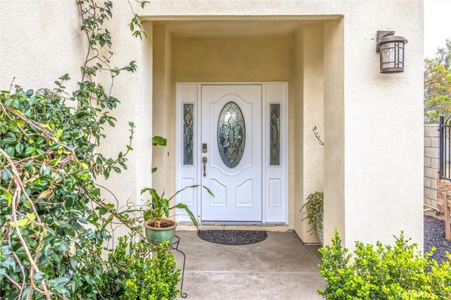 15879 Highland, Fontana, CA 92336