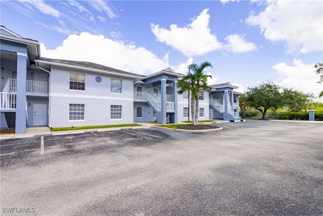 8555 Bernwood Cove LOOP 105, Fort Myers, FL 33966