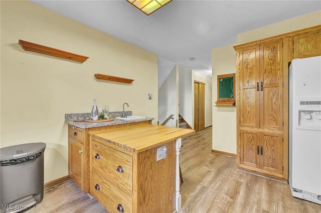 10277 Carlswood Avenue NE, Hartville, OH 44632