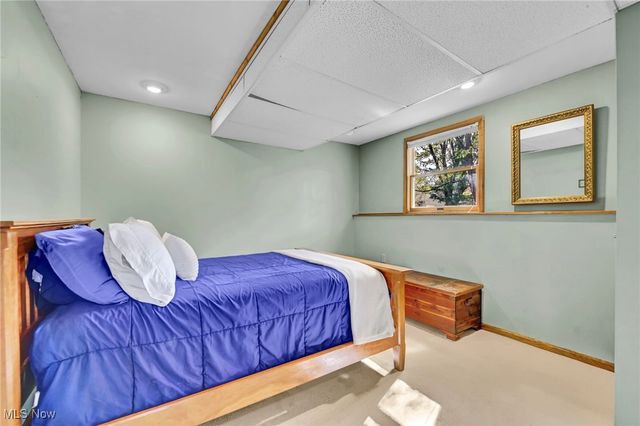 10277 Carlswood Avenue NE, Hartville, OH 44632