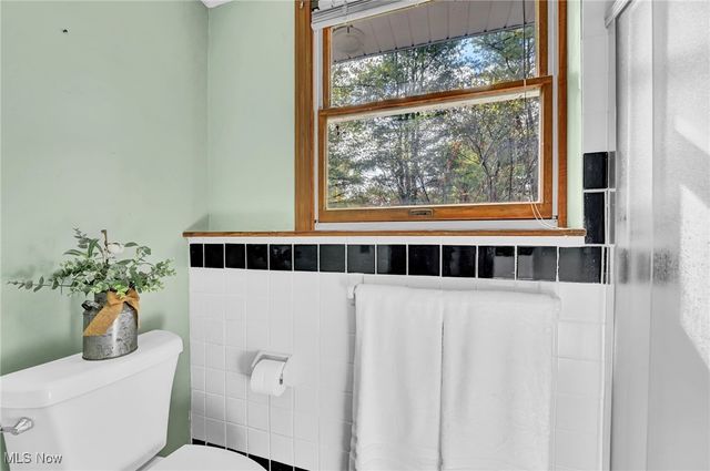 10277 Carlswood Avenue NE, Hartville, OH 44632