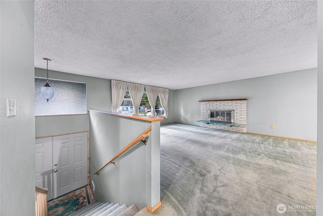 1834 NE Sumner Drive, Oak Harbor, WA 98277