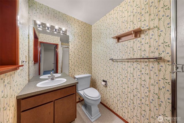 1834 NE Sumner Drive, Oak Harbor, WA 98277