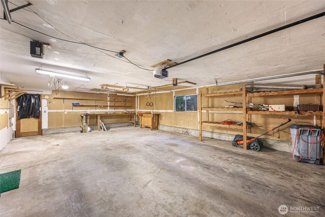 1834 NE Sumner Drive, Oak Harbor, WA 98277