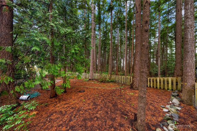 1834 NE Sumner Drive, Oak Harbor, WA 98277