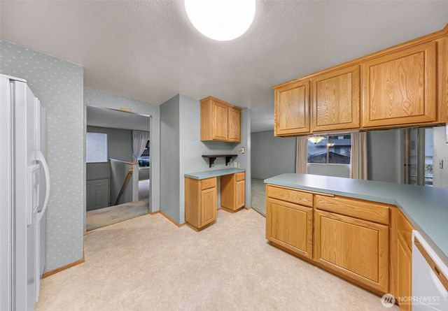 1834 NE Sumner Drive, Oak Harbor, WA 98277