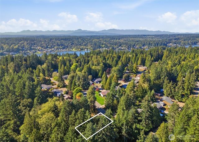 5370 SE Ravenridge Court, Port Orchard, WA 98367