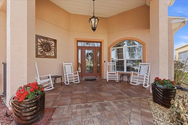 548 MEANDERING WAY, Polk City, FL 33868