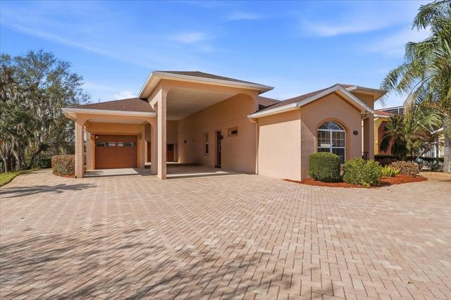 548 MEANDERING WAY, Polk City, FL 33868