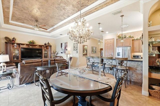 548 MEANDERING WAY, Polk City, FL 33868