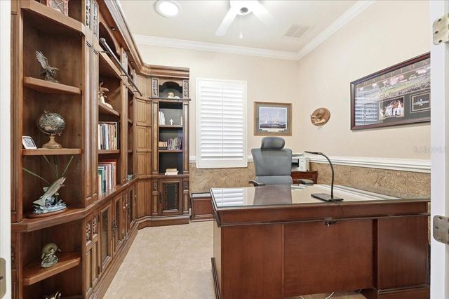 548 MEANDERING WAY, Polk City, FL 33868